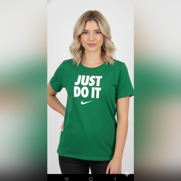 Nike Tops - The Nike Tee Green XXL
